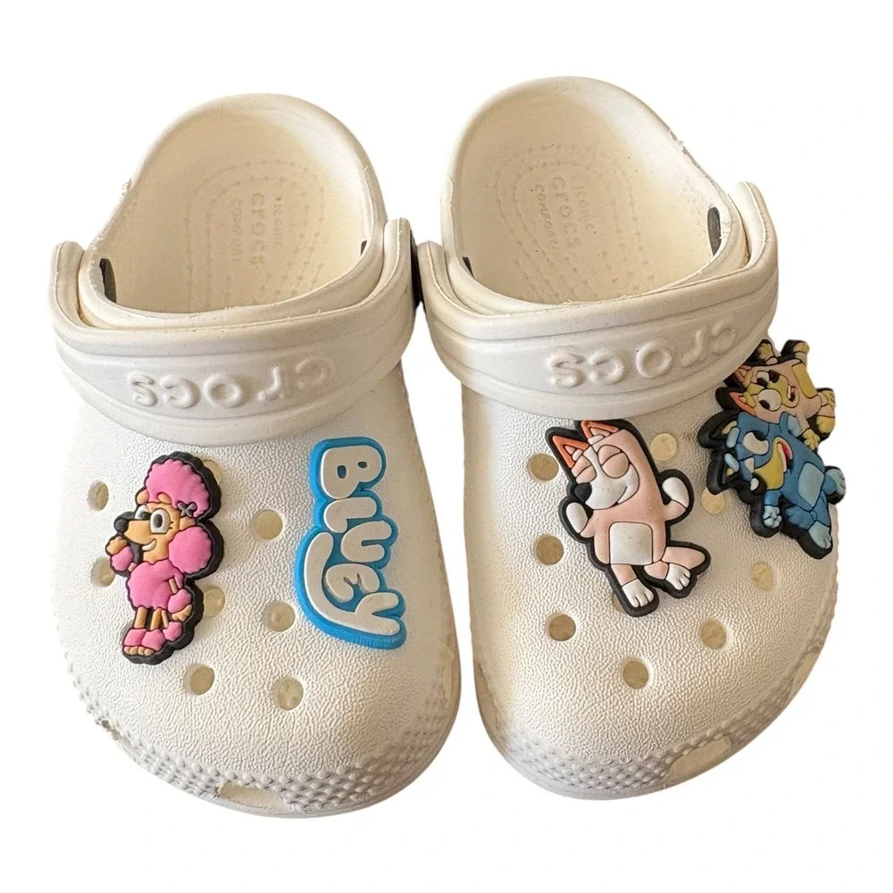 Crocs Kids Classic Clogs White with Bluey Bingo Jibbitz Charms Size C6